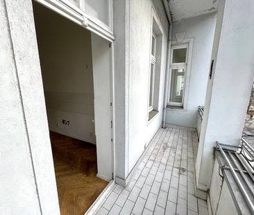 großzügige 1-Zimmer Wohnung im charmanten Altbaustil! - Photo 1