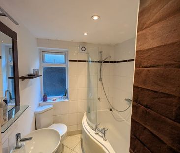 Room in a Shared Flat, Honour Oak, SE23 - Photo 2