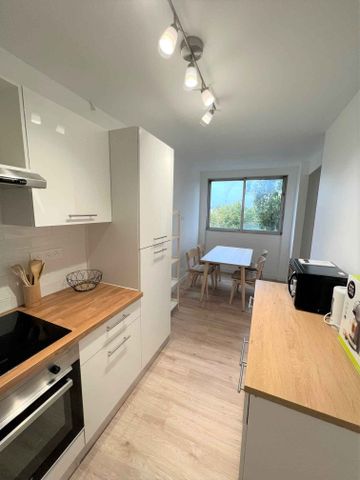 5 pièces - Meublé - 11,29 m² - 5ème étage - Colocation non autorisée - Photo 4