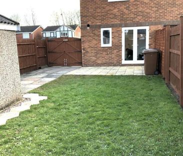 2 bedroom semi-detached house to rent - Photo 5