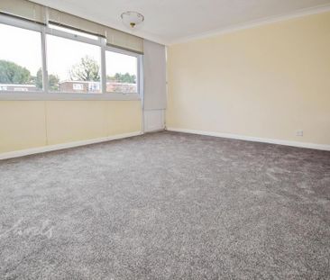 3 bedroom apartment to rent - Photo 1