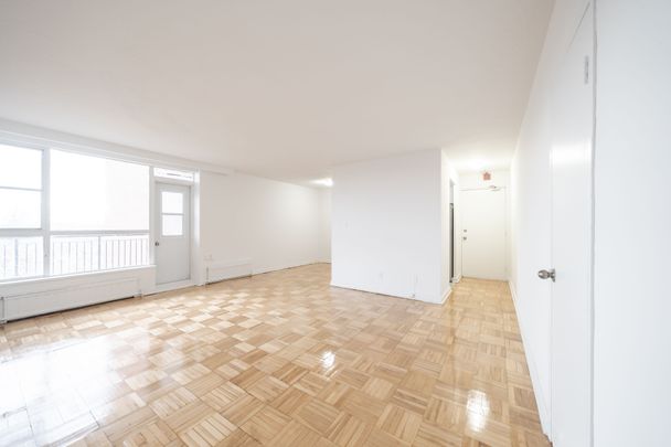 For Lease - 165 Cosburn Avenue Unit# 502, Toronto, Ontario - Photo 1