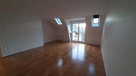 location Appartement F5 DE 110.9m² À VERSAILLES - Photo 3