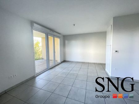 T2 AVEC JARDIN + PARKING - Photo 3