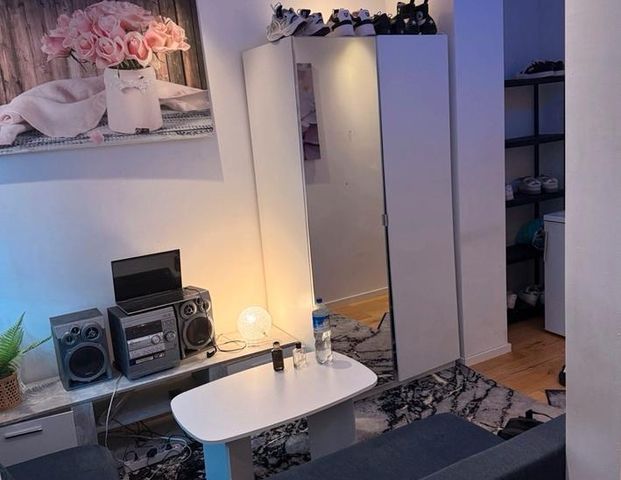 Ein Zimmer nur für ein Monat ab 24.12.25 - 31.01.26 - Foto 1