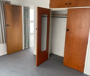 Spacious 3 Bedroom, Flaxmere Avenue - Photo 6