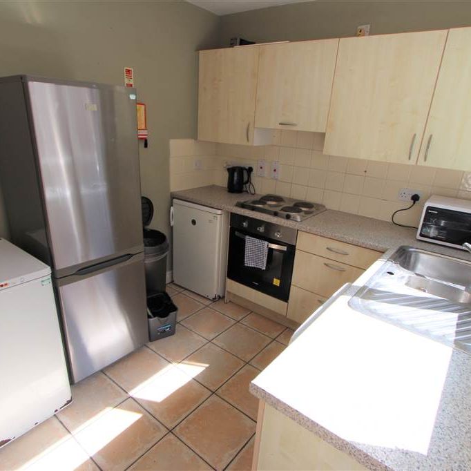 24 Strandview Street, Stranmillis, Belfast, BT9 5FF - Photo 1
