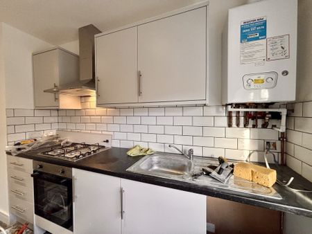 ChurchHillStreet, BURTON-ON-TRENT - Photo 2