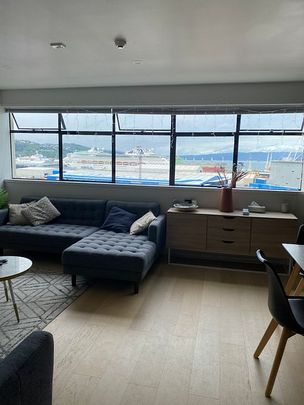 Large 4-bedroom apartment with amazing views! - Photo 1