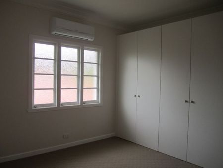 76 Duke St, Toowong QLD 4066 - House For Rent | Domain - Photo 3