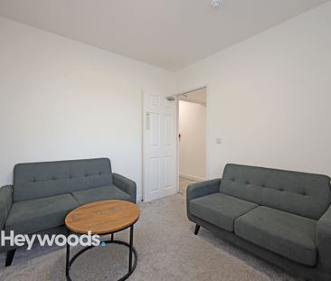 1 bed house of multiple occupation to rent in Room 4, Ironmarket - Photo 3