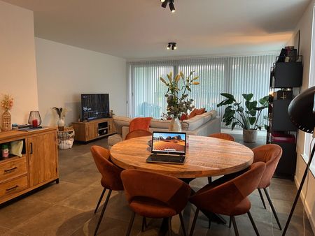 Modern appartement met 2 slaapkamers en private autostaanplaats - Foto 3