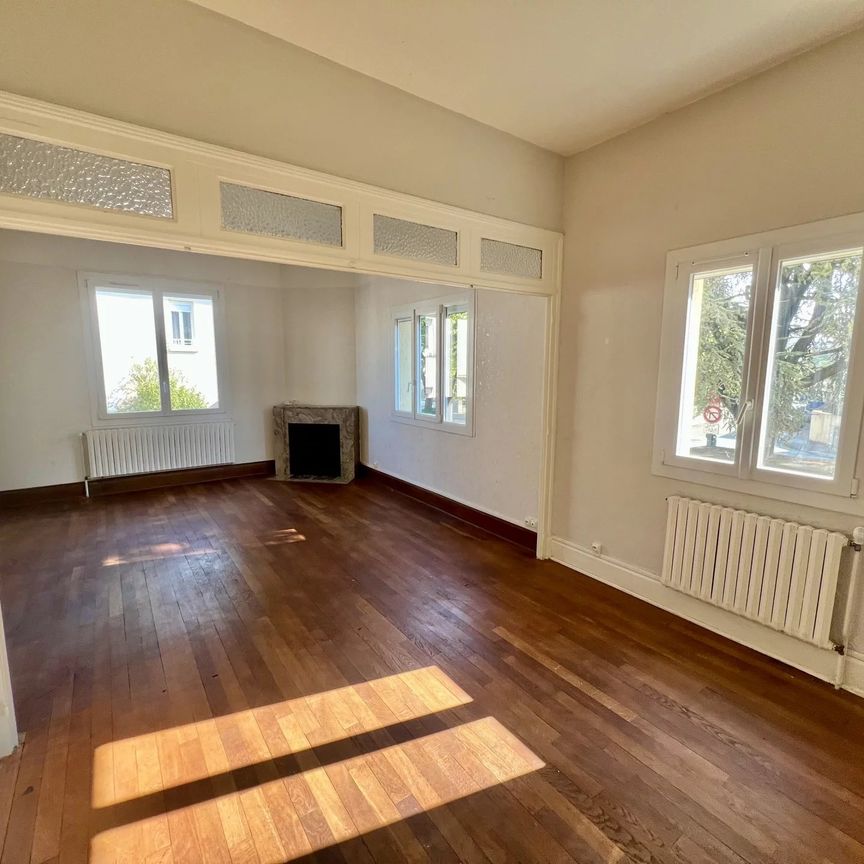 Location Maison 5 pièces 141m² VALENCE 26000 - Photo 1