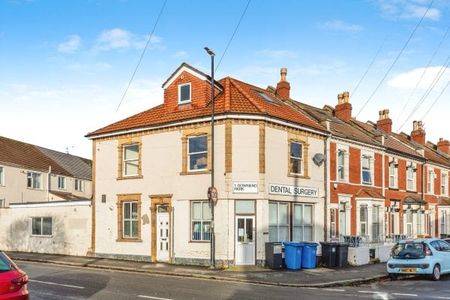 Downend Park, Horfield, Bristol - Photo 5