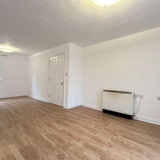 Old Basing, Basingstoke, RG24 - Photo 1