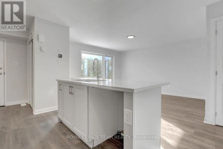 29 - 401 GLENROY GILBERT DRIVE - Photo 5