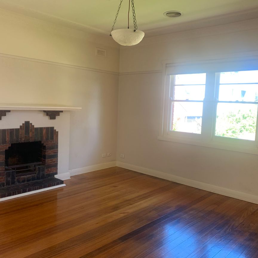 4/360 High Street WINDSOR - Photo 1