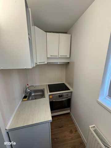 Intrare Obcini - Garsoniera in bloc de apartamente - Photo 4
