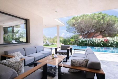 LOCATION SAISONNIÈRE - LA NARTELLE - VILLA MODERNE APERÇU MER -5 CHAMBRES - Photo 4