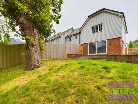 2 Bed House - Detached - Photo 4