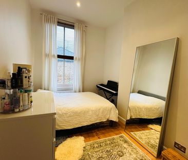 2 Bed Flat, St. Stephens Avenue, W12 - Photo 5