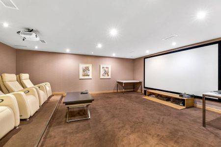 Luxury Villa for rent in Nueva Andalucia, Andalusia - Photo 4