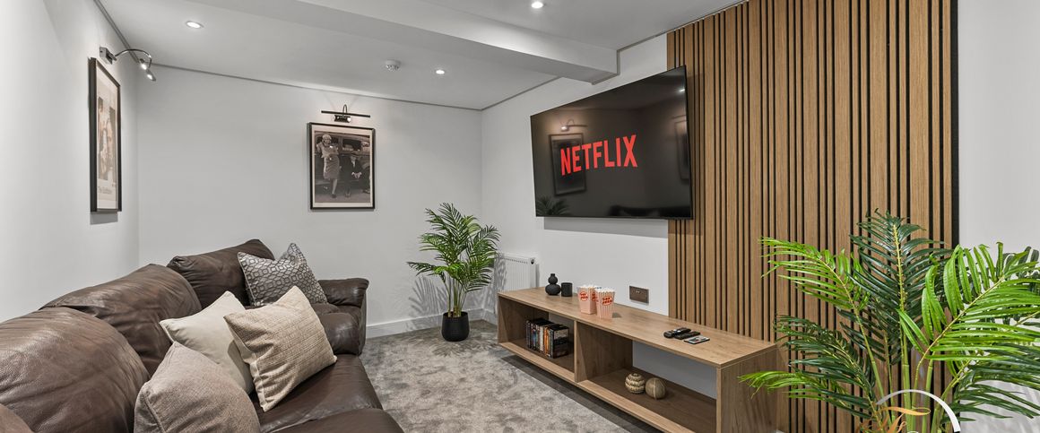 Incredible 14 Studio HMO Located On Burton Road, Derby Room 9 - Photo 1