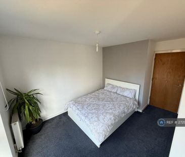 2 bedroom terraced house to rent - Photo 2