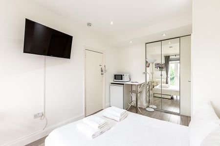 Studio to rent - Photo 3