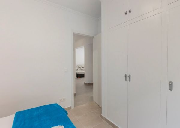 Fully renovated apartment for rent with 3 bedrooms in Denia