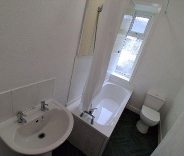 2 bedroom terraced house to rent - Photo 6