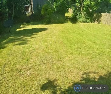 1 bedroom in a flat share to rent - Photo 5