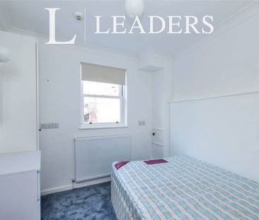 3 bedroom apartment to rent Richley House, Mannington Place, Bourne... - Photo 2