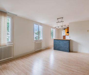 Location Appartement 3 pièces 50m² NANTES 44000 - Photo 2
