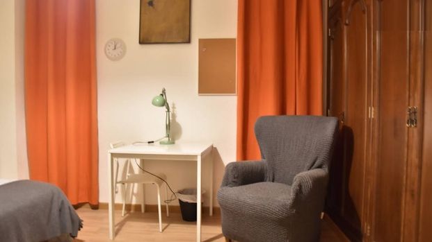 Gran Via de Ramón y Cajal, Valencia, Valencian Community 46007 - Photo 1