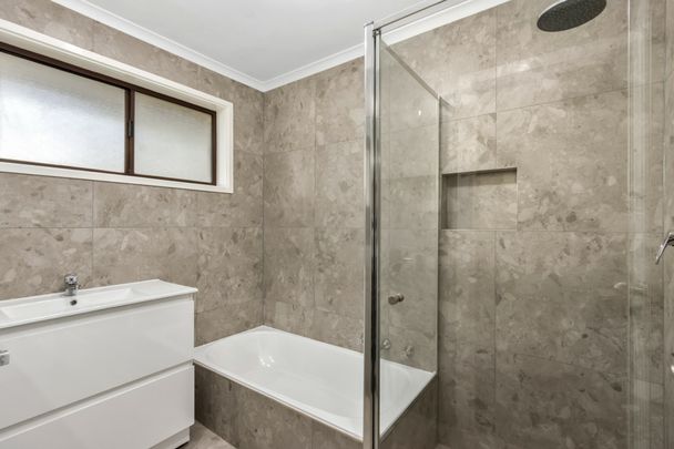 Charming 3 Bedroom Home in Leafy Hope Valley! - Photo 1