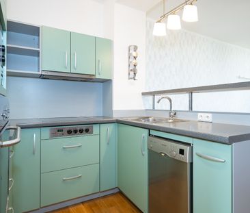 Apartment for rent, 3+kk - 2 bedrooms, 52m - Photo 2