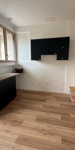 Location Appartement 3 pièces 59m² ST AUBIN DES CHATEAUX 44110 - Photo 3