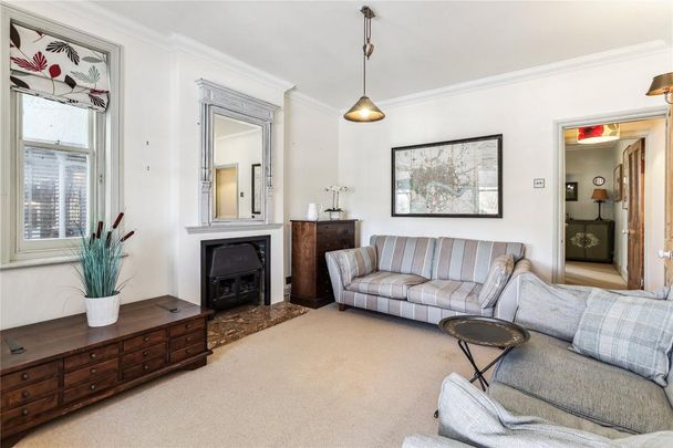 3 bedroom end of terrace house to rent - Photo 1