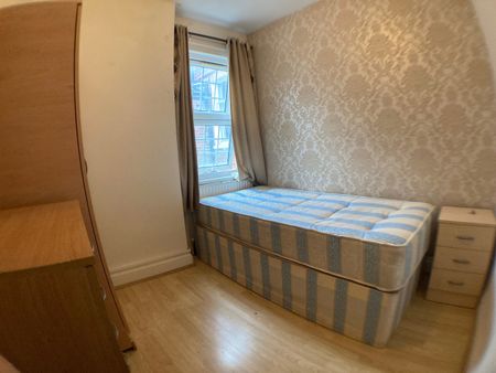 Room in a Shared House, Ivy Road, NW2 - Photo 5