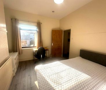 Friars Avenue, Bangor, Gwynedd, LL57 - Photo 4