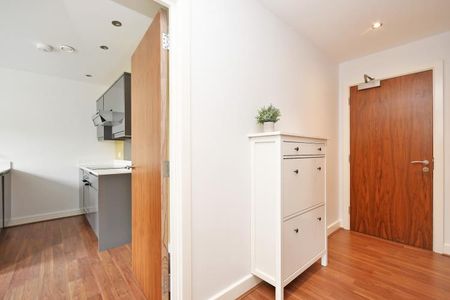 Student Apartment 1 bedroom, Ecclesall Road, Sheffield - Photo 4