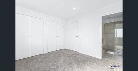 ONE WEEK FREE RENT WITH SIGNED LEASE - Photo 2