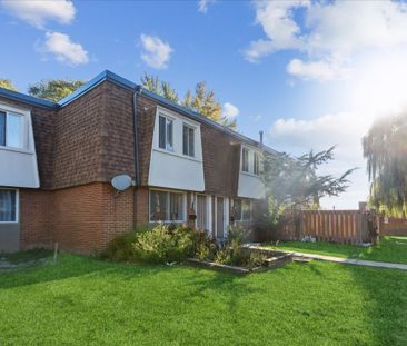 1560 Bloor Street East Townhomes - Townhouse (3 bedroom) - Photo 5