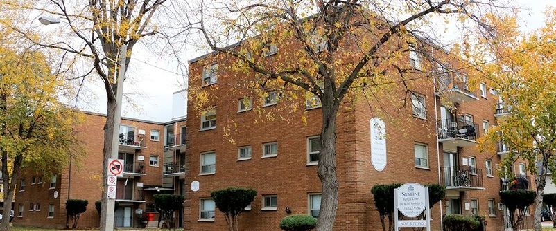 Randal Court Apartments | 260 & 262 Randolph Pl., Windsor - Photo 1