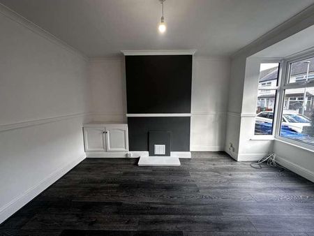 Clark Avenue, Grimsby, DN31 - Photo 2