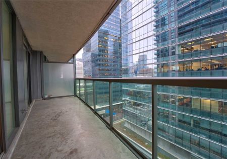 For Lease - 30 Grand Trunk Crescent Unit# 1509, Toronto, Ontario - Photo 3