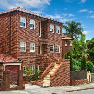 Classic Charm, Contemporary Style, Superb Location - Photo 3