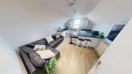 Room in a Shared Flat, Derby Road, NG7 - Photo 2