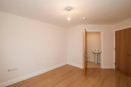 7 Church Quarter, 15 Galway Park, Dundonald, BT16, Belfast - Photo 4